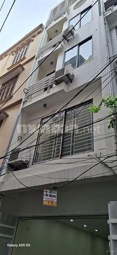 Cho thuê nhà mới tinh Cầu Giấy: 50m2, 5 tầng, 15tr