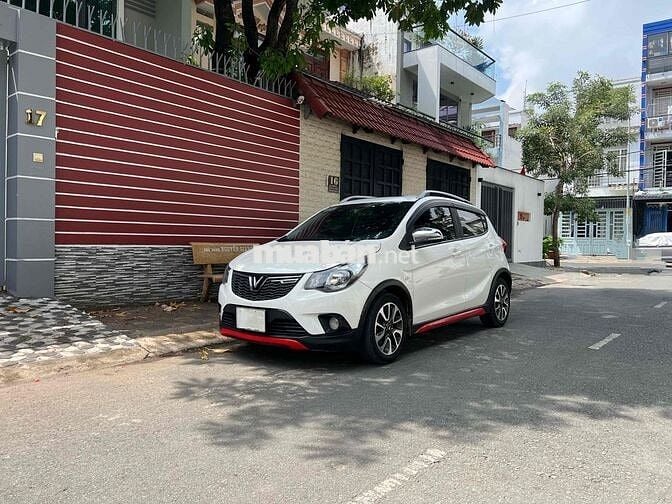 VinFast Fadil sx2020 Plus màu trắng đi lươt 41k km