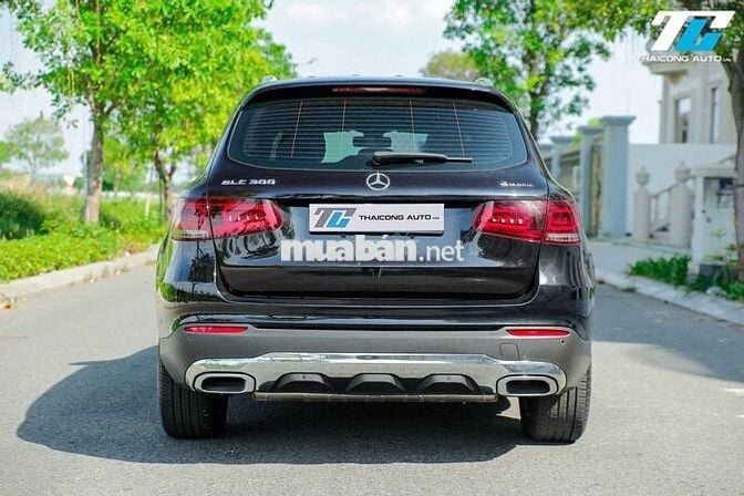 Mercedes GLC200 4Matic V1 sx2022 đi lướt 28k km
