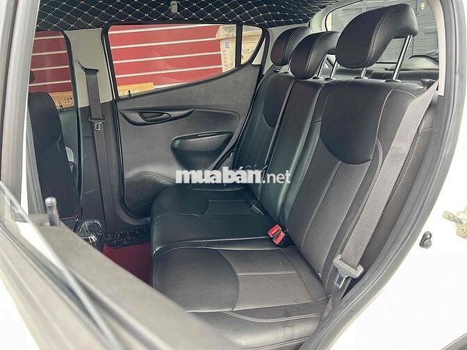 VinFast Fadil sx2020 Plus màu trắng đi lươt 41k km