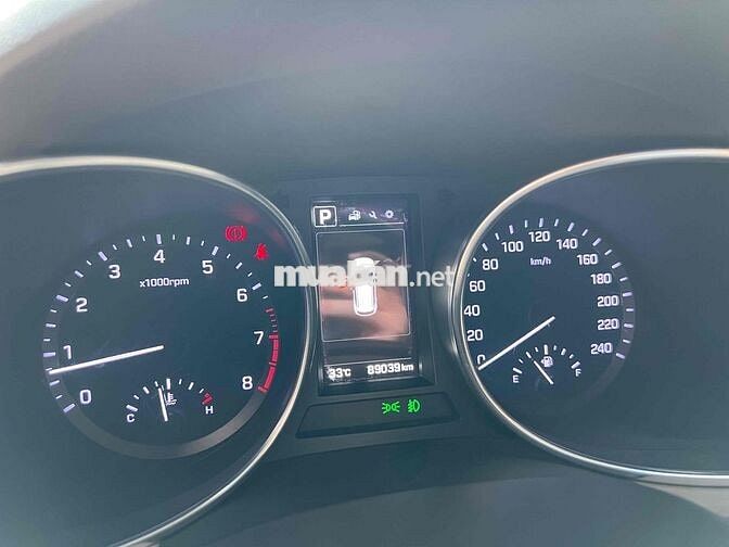 Hyundai SantaFe 2017 full xăng 2 cầu - 89000 km