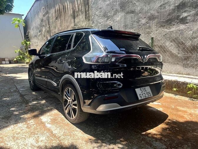 Chính chủ Vfe34 sd gia đình dk 2022 4v2