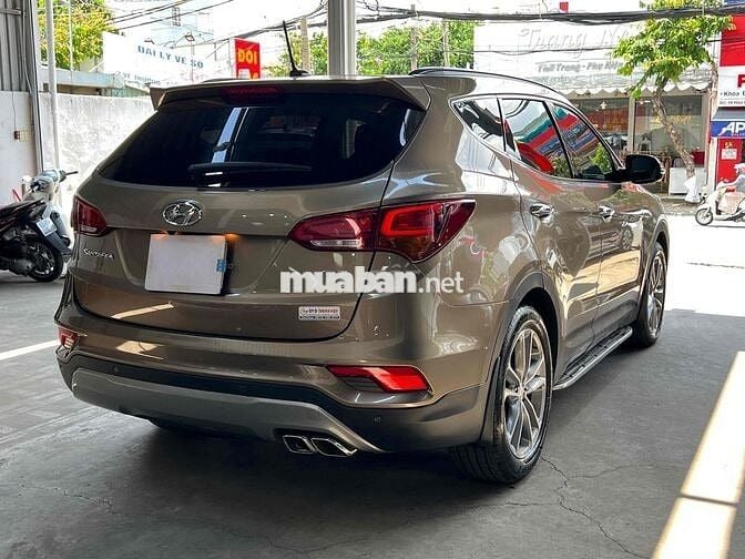 Hyundai SantaFe 2017 full xăng 2 cầu - 89000 km