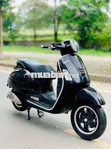 VESPA GTS 3VIE MÀU ĐEN ĐẸP CHẤT