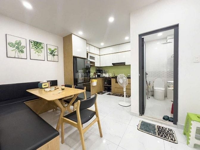 BÁN NHANH CĂN VÕ VĂN TẦN PHƯỜNG 6 QUẬN 3,DT: 48m2/3.880 Tỷ,HXH,SHR