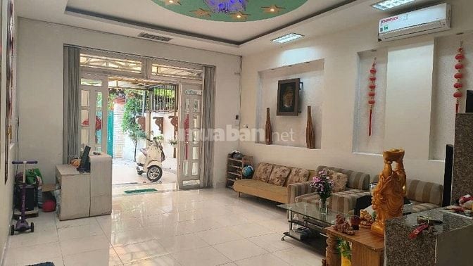 Bán nhà Thủ Đức (MT đường 17 - Bình Chiểu); 4,2x23m; sân ô tô; 7,1 tỷ