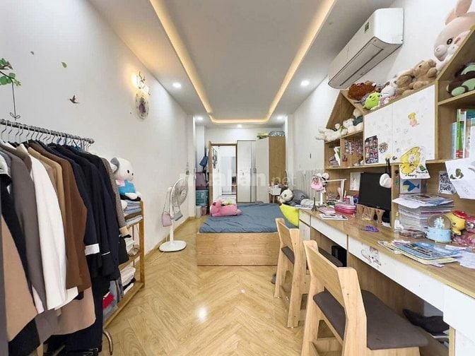BÁN NHANH CĂN VÕ VĂN TẦN PHƯỜNG 6 QUẬN 3,DT: 48m2/3.880 Tỷ,HXH,SHR