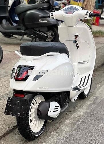 Vespa Sprint 2015 mix full trắng