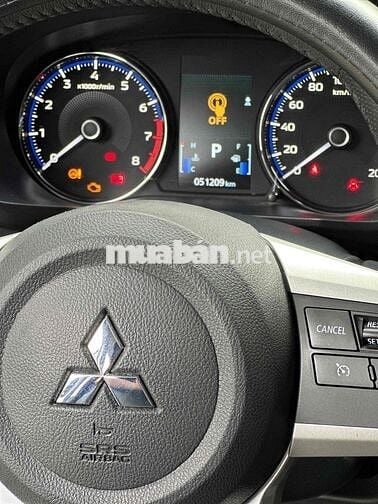 MITSUBISHI XPANDER 2024 PREMIUM 1.5 AT - 51.000km