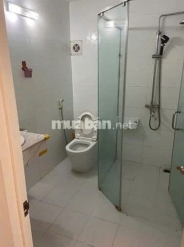 Cho thuê căn hộ riêng biệt tầng 1, đầu đường Âu Cơ,  Tứ Liên, Tây Hồ