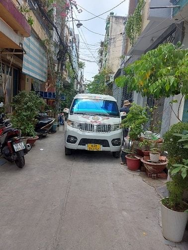 Bán nhà mới dọn vô ở ngay, 1 lầu 4pn 2wc tại P12 Q6