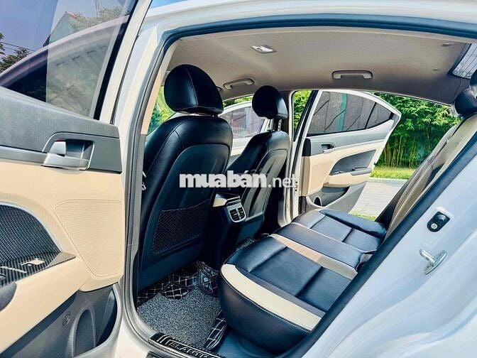 Cần Bán Hyundai Elantra 2019 1.6MT - 80000 km