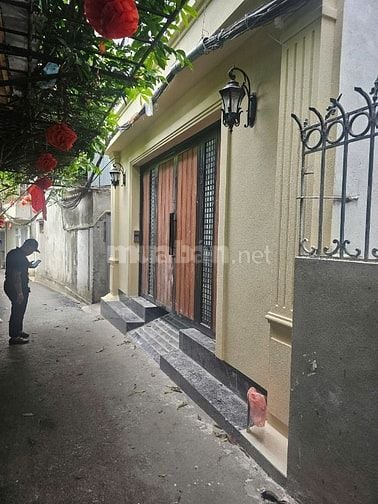 Cần bán gấp nhà dòng tiền cao phố Âu cơ 90m2, 6T, 22P khép kín đủ đồ, 