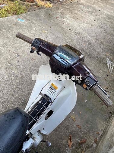 Boss sanda 6868