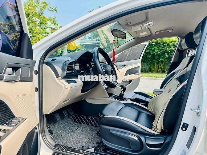 Cần Bán Hyundai Elantra 2019 1.6MT - 80000 km