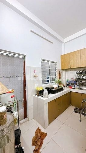 Nhà xây chất lượng hoàn hảo, rộng rãi thoáng mát, giá giảm siêu tốt. 