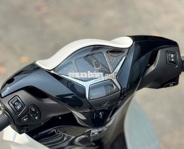 Honda SH 160 ABS 2025