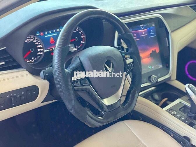 VinFast Lux A2.0 2019 Premium đklđ 2020