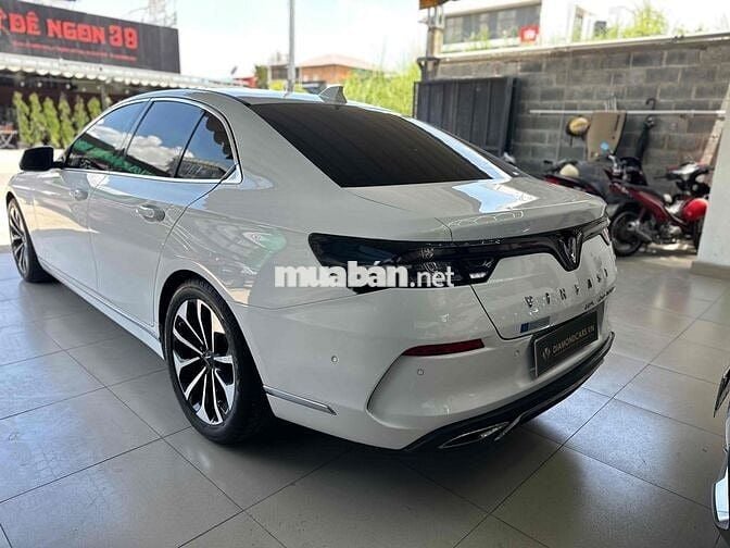 VinFast Lux A2.0 2019 Premium đklđ 2020