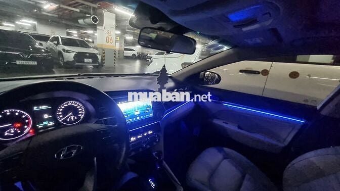 Hyundai Elantra 2021 2.0 AT - 6600 km