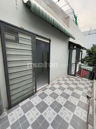  3ty580 P10Q8 diện tích 8,5 x 3,6 ( trệt+ lầu ) SHR