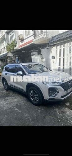 Hyundai Santa Fe 2019 2.2L AT 2WD - 10000 km