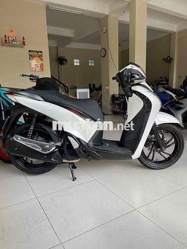 shvn 125cc. up full áo ý. khoá thông minh. máy zin
