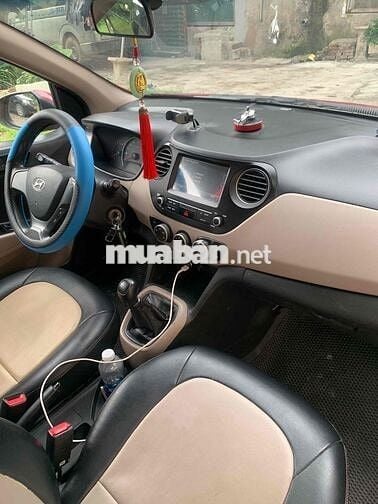 Hyundai Grand i10 2015 Sedan 1.0 MT - 15000 km
