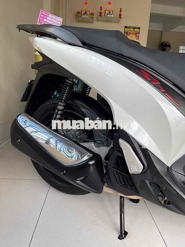 shvn 125cc. up full áo ý. khoá thông minh. máy zin