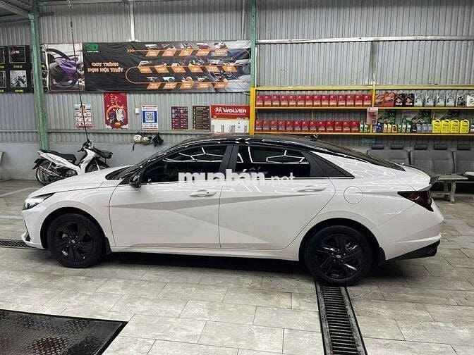Hyundai Elantra 2024 1.6 AT Đặc biệt - 14000 km