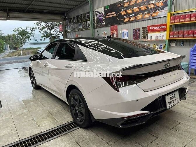 Hyundai Elantra 2024 1.6 AT Đặc biệt - 14000 km