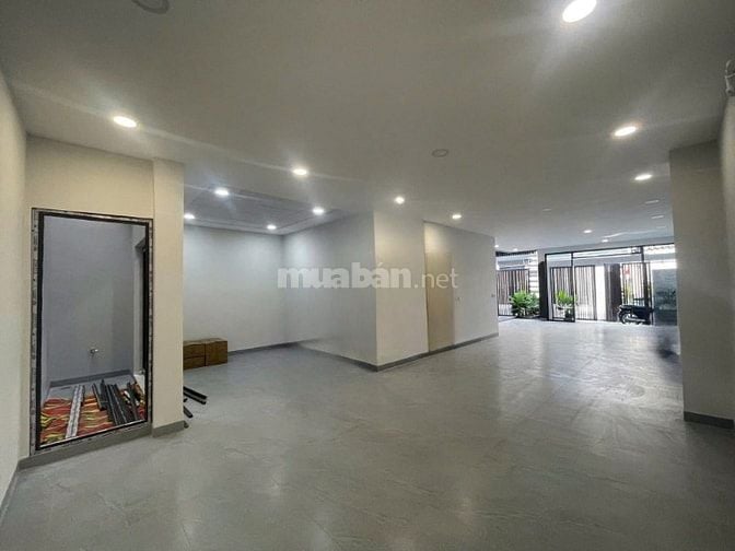 Nhà mặt tiền gần phố đi bộ Xuân Thủy, Chợ Thảo Điền, P. Thảo Điền, Q2