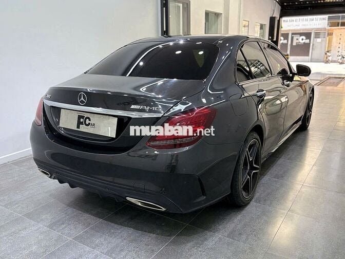 Mercedes Benz C300 AMG 2021 - 46000 km