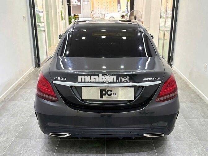 Mercedes Benz C300 AMG 2021 - 46000 km
