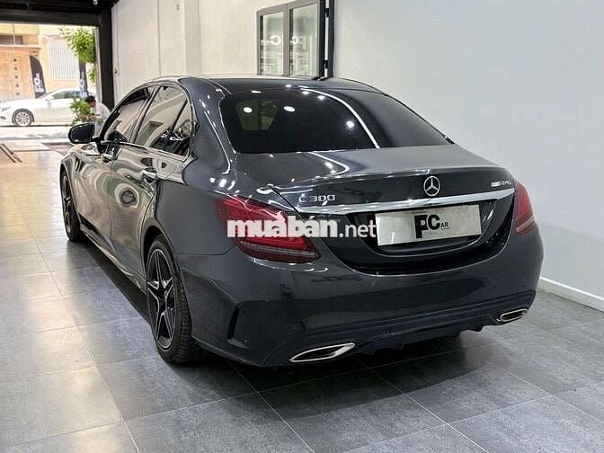 Mercedes Benz C300 AMG 2021 - 46000 km