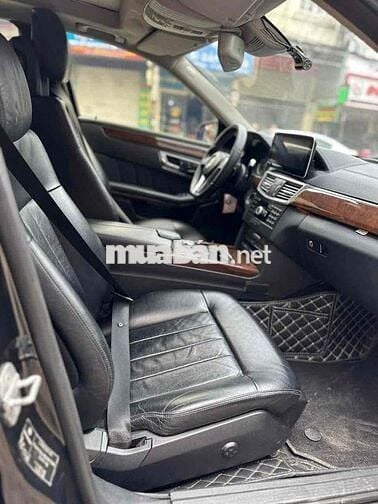 Mercedes Benz E Class 2011 E300 - 132123 km