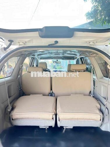 Toyota Innova 2016 2.0E - 100000 km