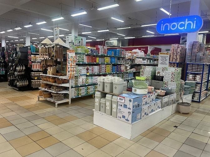 TUYỂN GẤP ! Nhân viên Bán Hàng - Bảo Vệ - Tạp Vụ làm tại TPHCM
