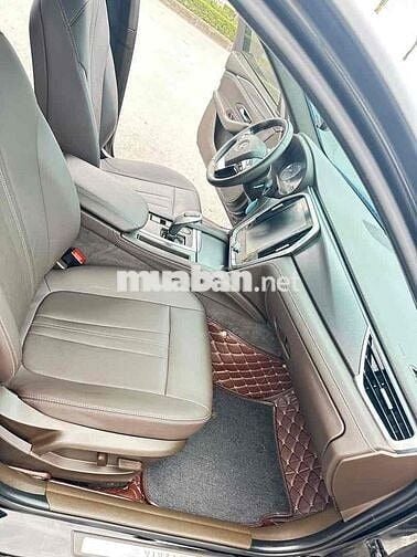 VinFast Lux A2.0 2022 A2.0 Tiêu chuẩn - 28000 km