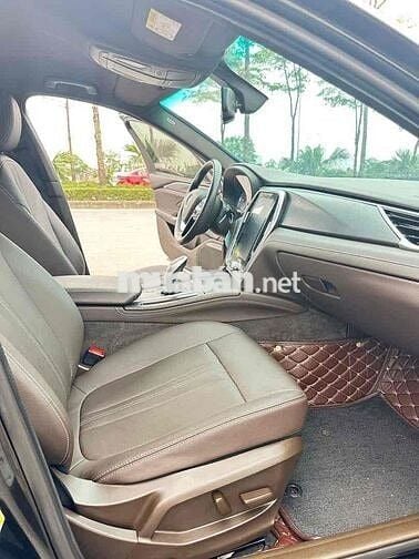 VinFast Lux A2.0 2022 A2.0 Tiêu chuẩn - 28000 km
