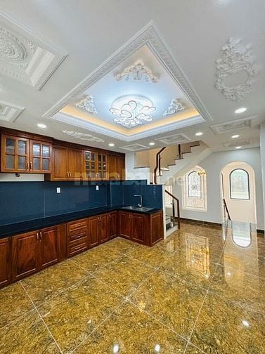 Bán nhà mặt tiền Nguyễn Trung Nguyệt Quận 2 giá 10,8 tỷ