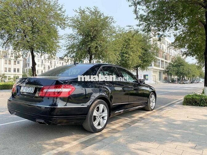 Mercedes Benz E Class 2012 E250 - 92000 km