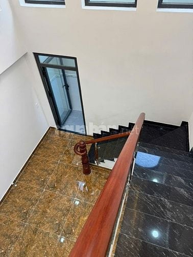 Bán nhà mặt tiền Nguyễn Trung Nguyệt Quận 2 giá 10,8 tỷ