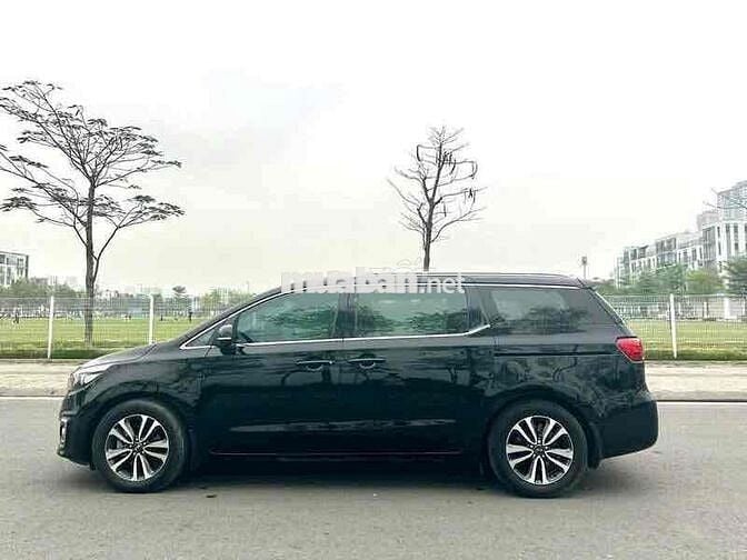 Kia Sedona 2018 2.2 DATH - 86000 km