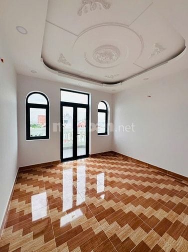 Bán nhà mặt tiền Nguyễn Trung Nguyệt Quận 2 giá 10,8 tỷ