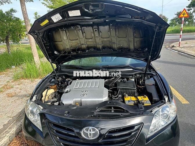 Toyota Camry 2008 LE 3.5 - 98000 km