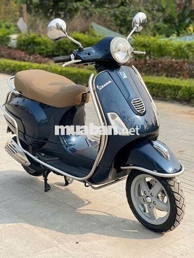 Vespa biển HN màu xanh than