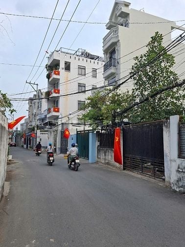 Bán nhà mặt tiền Nguyễn Trung Nguyệt Quận 2 giá 10,8 tỷ