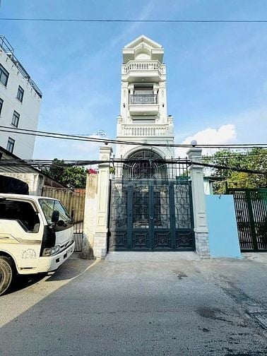 Bán nhà mặt tiền Nguyễn Trung Nguyệt Quận 2 giá 10,8 tỷ