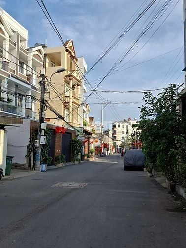 Bán nhà mặt tiền Nguyễn Trung Nguyệt Quận 2 giá 10,8 tỷ